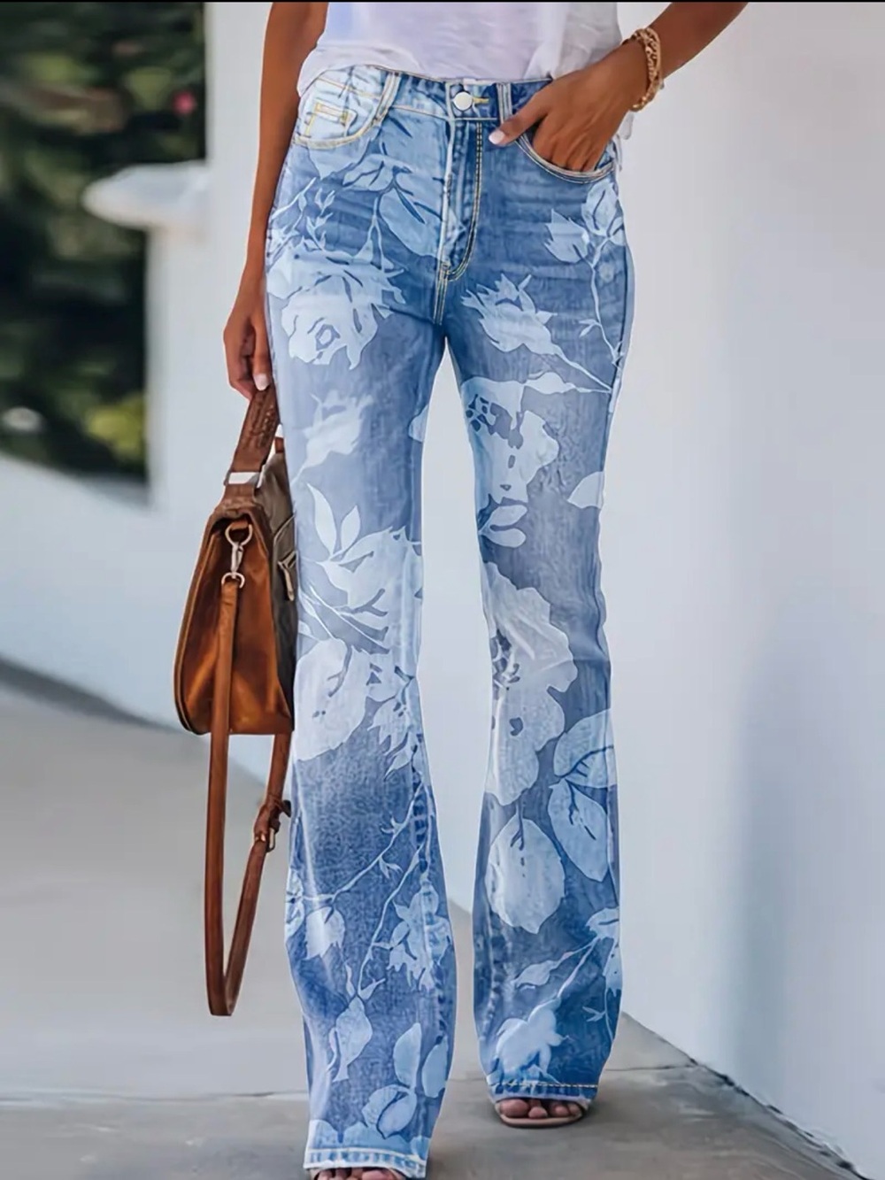Women’s Blue Floral Print High-Waist Flared Jeans